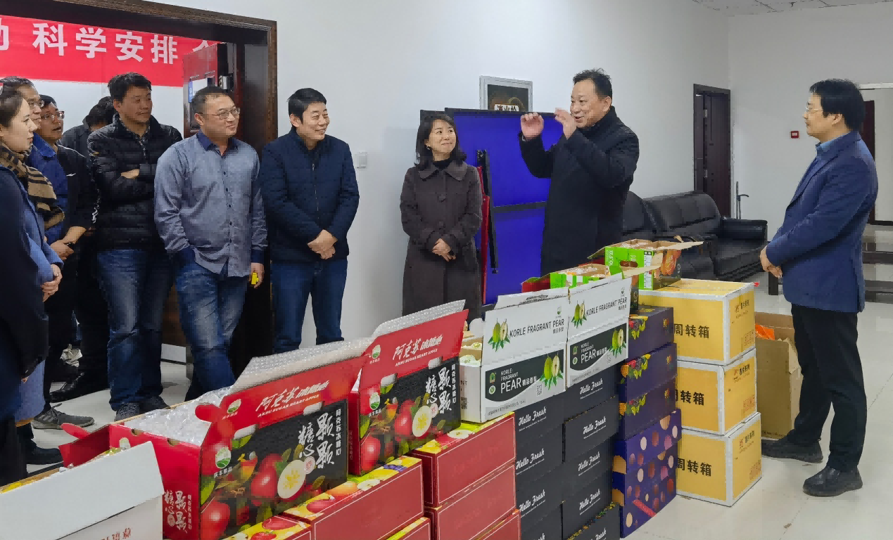 “决战保目标 温暖送一线”  ——中铁六院集团工会慰问西安院市政桥隧处、工管处(图2)