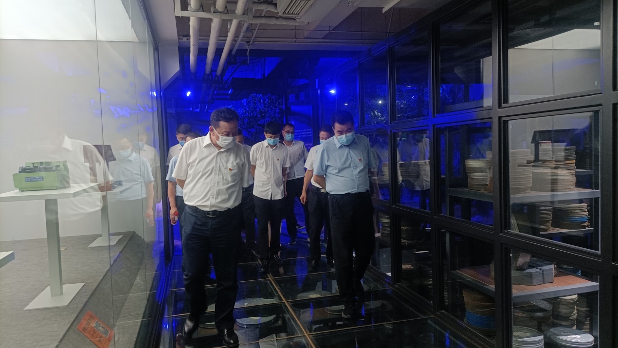 中铁六院集团西安院综合党支部、中铁七局陕西指挥部党支部联合开展“抓党建、聚合力、促发展、筑和谐” 喜迎建党101周年主题党日活动(图3) 中铁六院集团西安院综合党支部、中铁七局陕西指挥部党支部联合开展“抓党建、聚合力、促发展、筑和谐” 喜迎建党101周年主题党日活动(图3)