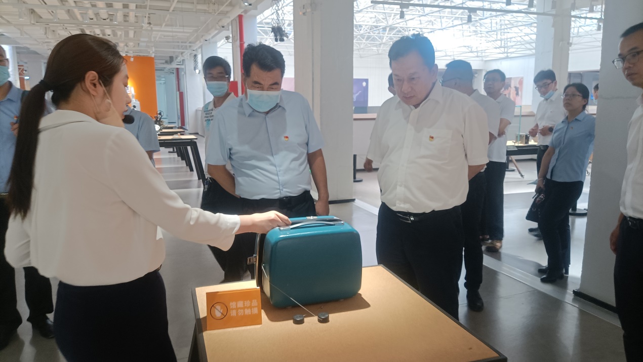 中铁六院集团西安院综合党支部、中铁七局陕西指挥部党支部联合开展“抓党建、聚合力、促发展、筑和谐” 喜迎建党101周年主题党日活动(图4) 中铁六院集团西安院综合党支部、中铁七局陕西指挥部党支部联合开展“抓党建、聚合力、促发展、筑和谐” 喜迎建党101周年主题党日活动(图4)